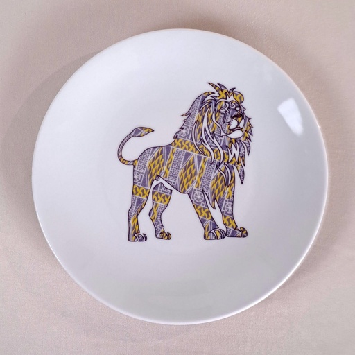 [GA-RO-CA1-LI-001] Grande assiette Ronde : Camerounais 1 profil Lion