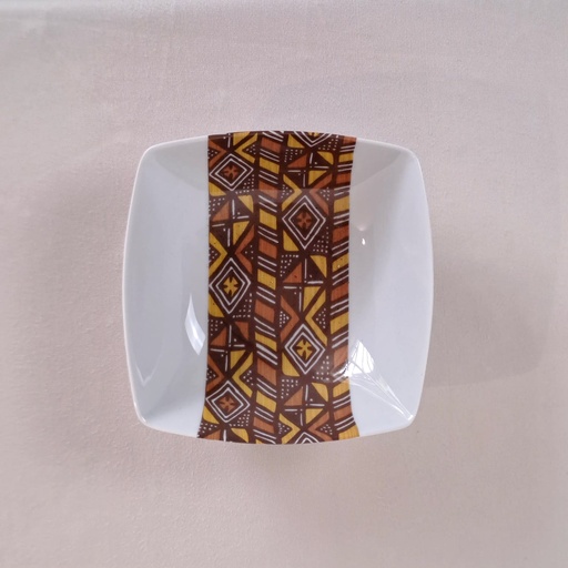 [AC-CA-BO1-RU-001] Assiette creuse/bowl Carrée : Bogolan 1 profil Ruban