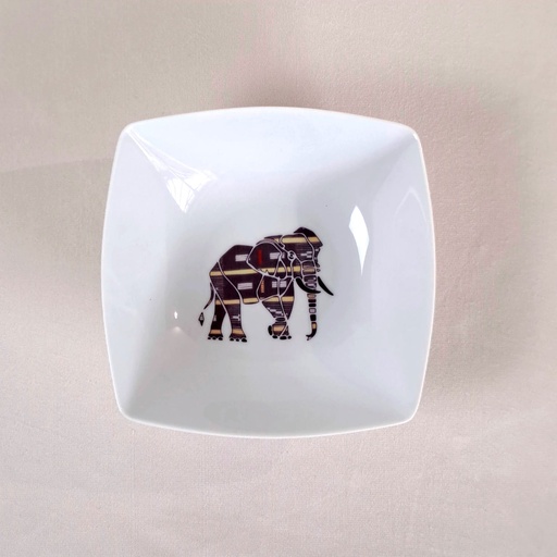 [AC-CA-BA1-EL-001] Assiette creuse/bowl Carrée : Baoulé 1 profil Elephant